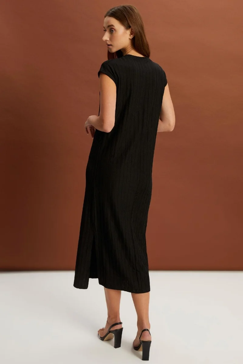 Alexander Gardi Special Cut Slit Long Dress (B22-46500)