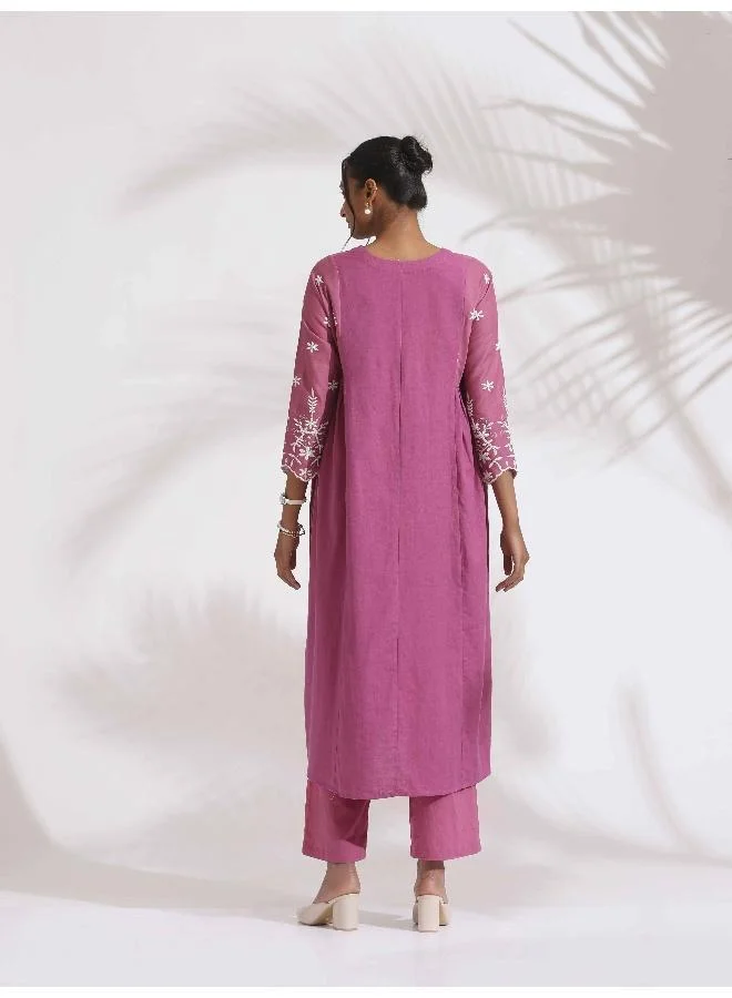 ترو برونز trueBrowns Pink Cotton Floral Embroidered Flared Kurta Set