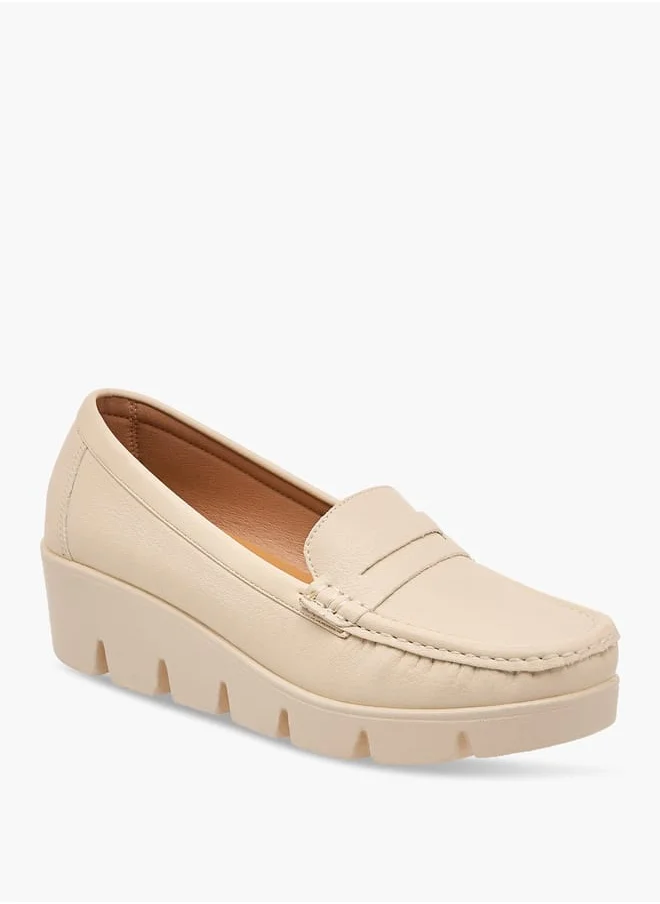 لو كونفورت Women Textured Slip-On Loafers with Wedge Heels