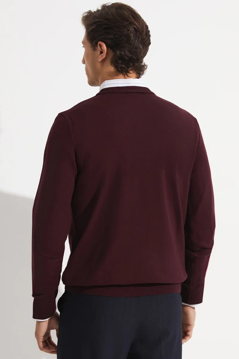 جون Men's Regular Fit V-Neck Knitwear Sweater