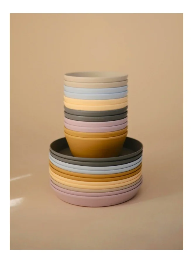 mushie Dinner Plate Round Caramel