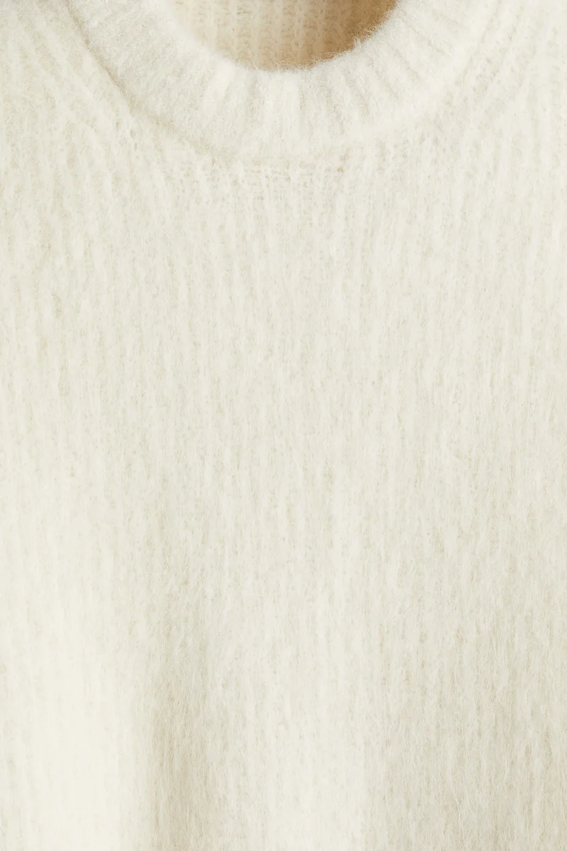 اتش اند ام كنزة من نسيج منفوش بقصة واسعة