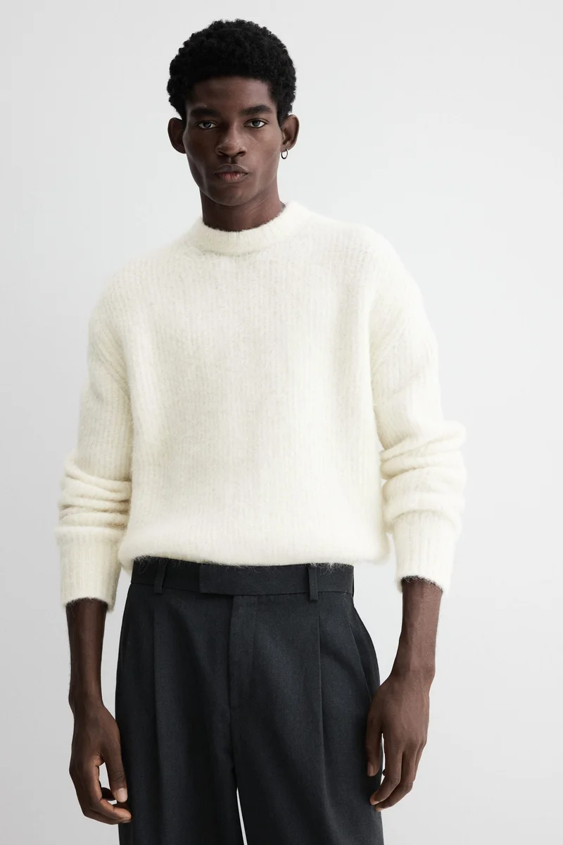 اتش اند ام كنزة من نسيج منفوش بقصة واسعة