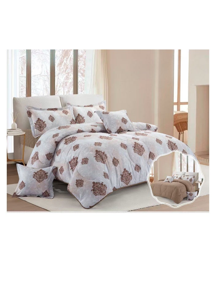 بلو سكاي مفرش سرير نفرين فخم من المايكروفايبر 100% ، غطاء سرير ، قابل للإستخدام على الوجهين، طقم مفارش بحشوة دبل  ، طقم نوم يتكون من 6 قطع ( مفرش بحشوة + شرشف مطاط للمرتبة + واقي مخدة + كيس مخدة + وسادة مربعة + كيس للوسادة المربعة  ) مقاس المفرش 240X260 سم ومقاس المغاط 200x200 سم ( اللون نفس الصورة) - Image 1