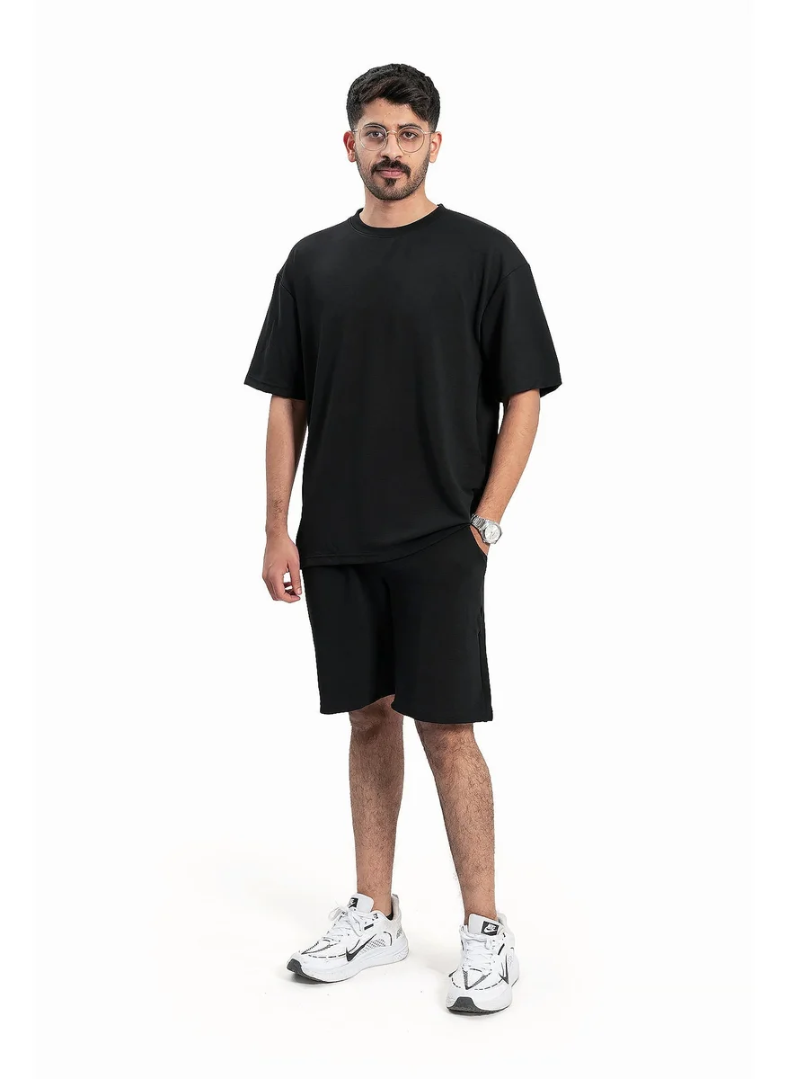 Wecre8 Men's Black T-Shirt and Shorts Set By WECRE8