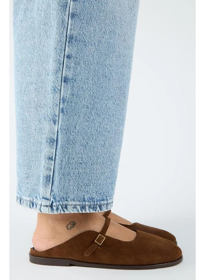Felicia Women's Genuine Leather Plain Elegant Buckle Taba Slippers.