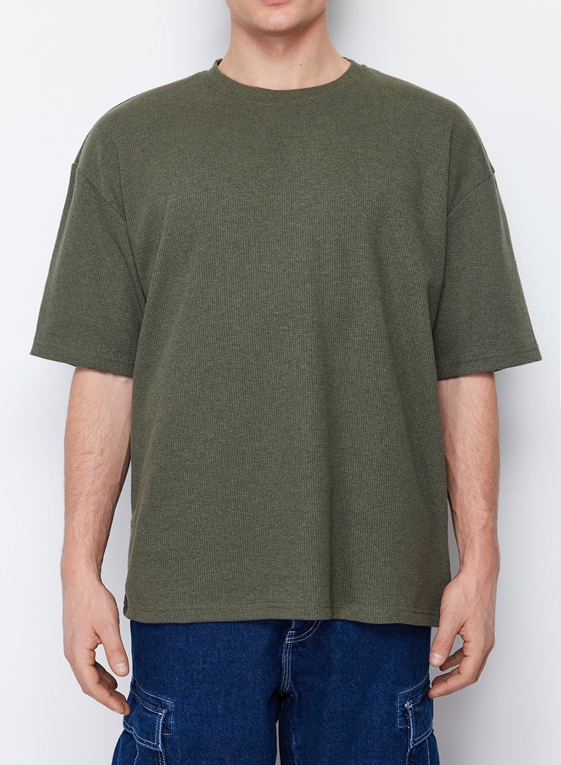 trendyol Khaki Oversize Short Sleeve Textured T-Shirt TMNSS22TS00049 - Image 4
