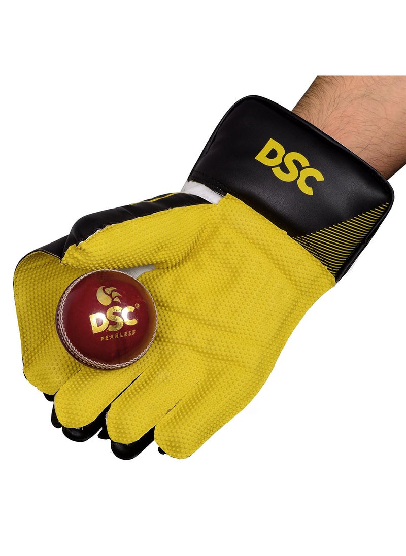 DSC Condor Ruffle Leather Keeping Gloves | Size: Mens | For Mens | Material: Leather | Made from the finest aniline Leather | All-leather palm, cuffs and back  - Image 5