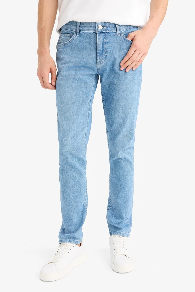 Defacto  Pedro Slim Fit Regular Waist Skinny Leg Jeans for Men | Best Price UAE