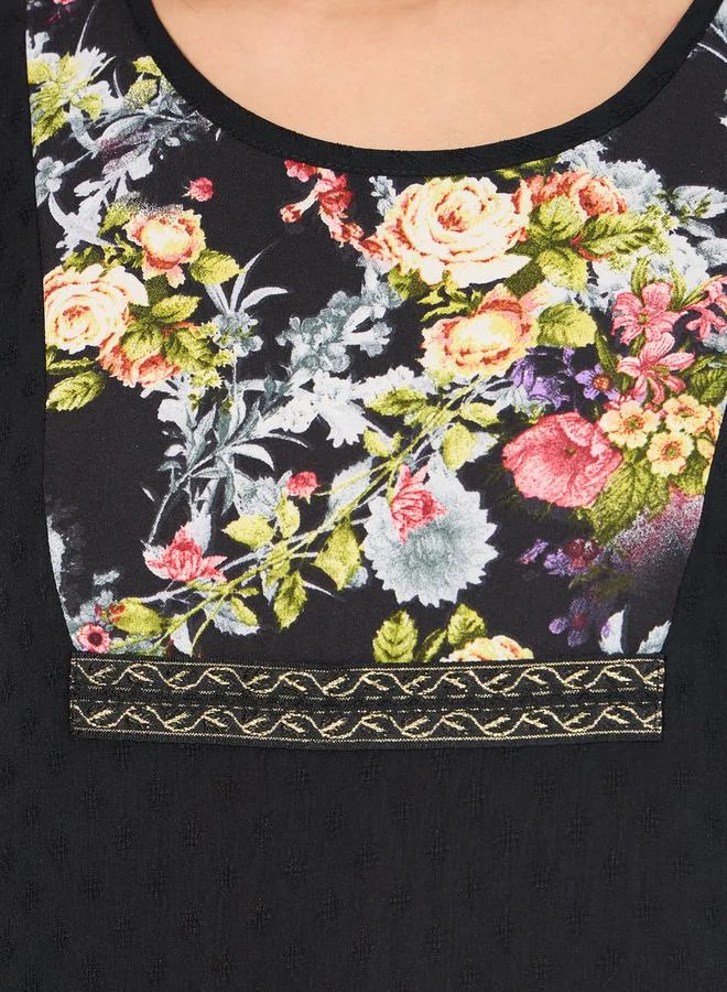 Styli Printed Panelled Jalabiya & Tassel Trim