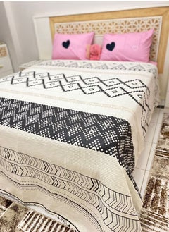 Generic Becca one-piece coverlet - black and white  - Image 1