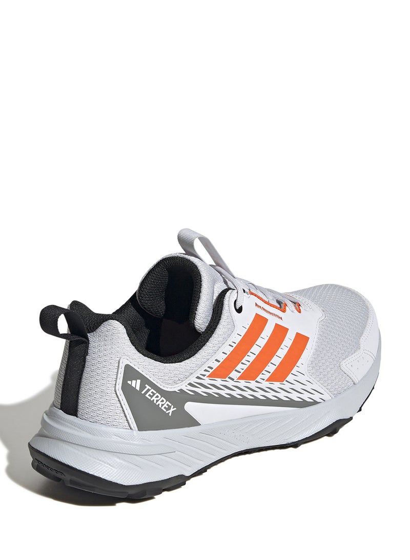adidas تيريكس تريسفايندر 2  - Image 4