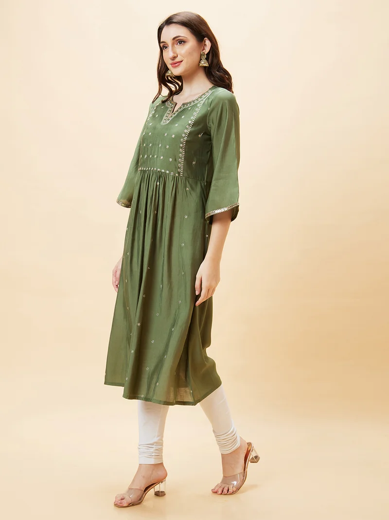 globus Women Green Floral Embroidered Flared Sleeves A-Line Kurta
