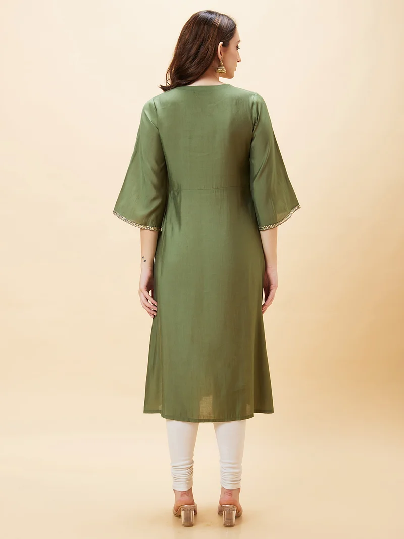 globus Women Green Floral Embroidered Flared Sleeves A-Line Kurta