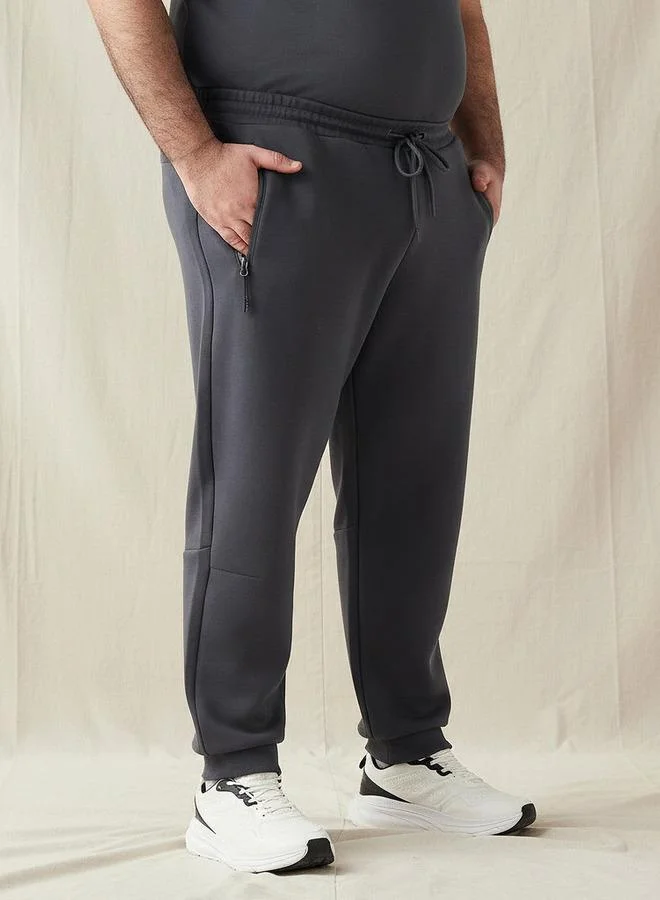 Men Regular Fit Joggers with Drawstring Closure