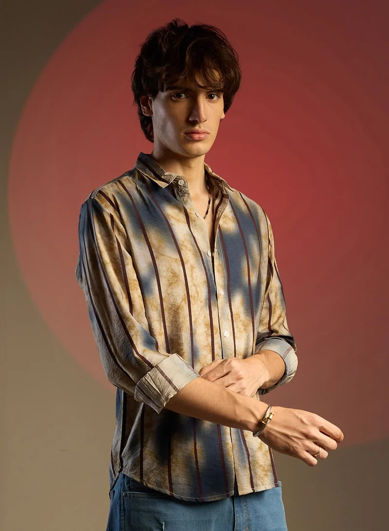 Campus Sutra Men's Navy Blue & Yellow Ochre Tie-Dye Striped Shirt