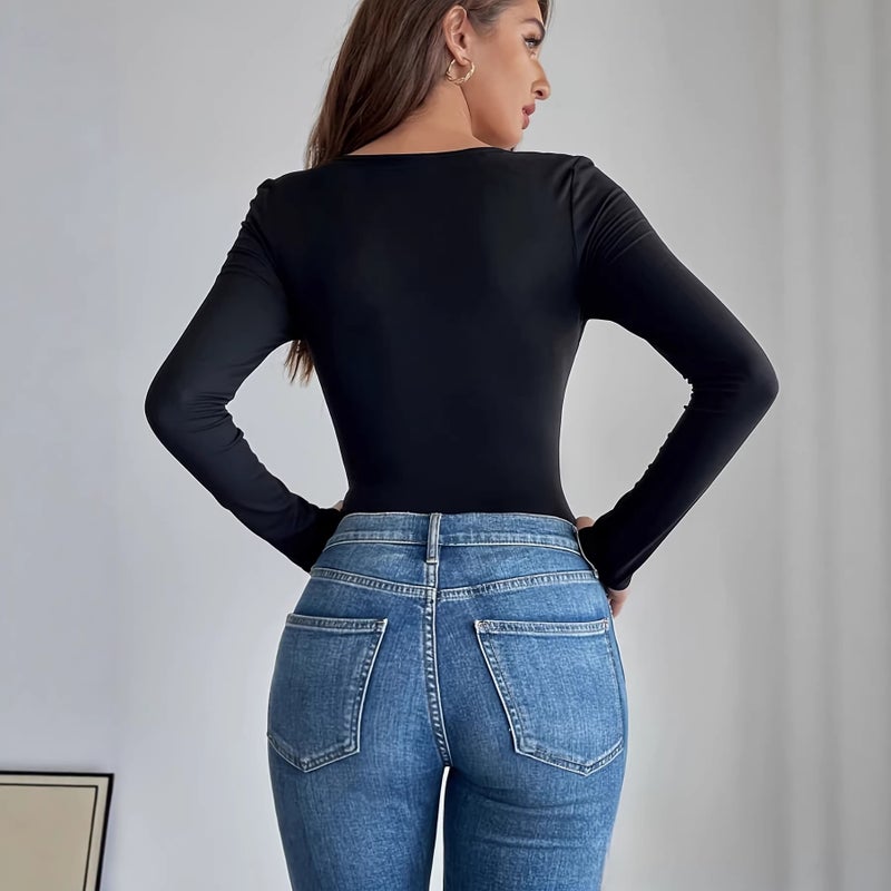 جمبسوت بقصة ضيقة وفتحات طويلة الأكمام أسود - Image 3