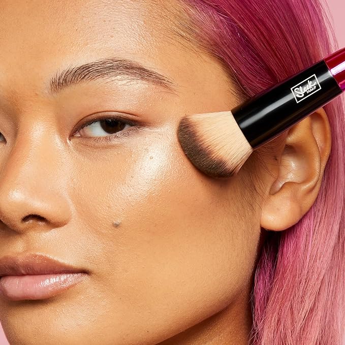 Sleek باليت تمييز سليك ميك أب بأربعة درجات متلألئة لتوهج قوي يدوم طويلاً وخفيف الوزن لون مكثف سولستيس - Image 4