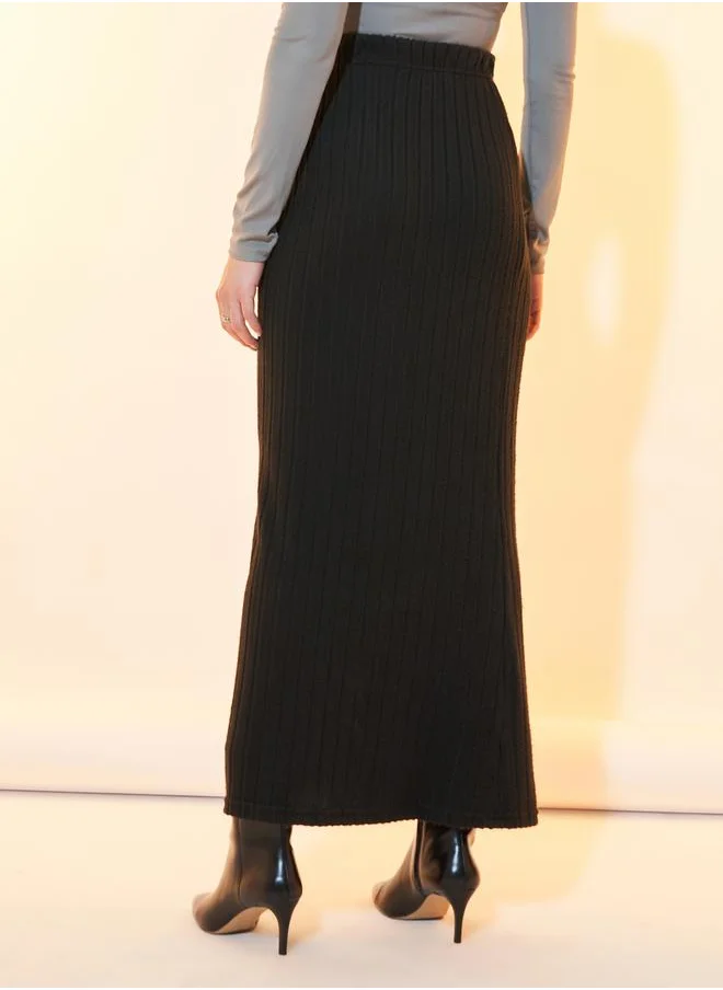 Styli Textured Knit Buttoned Maxi Skirt