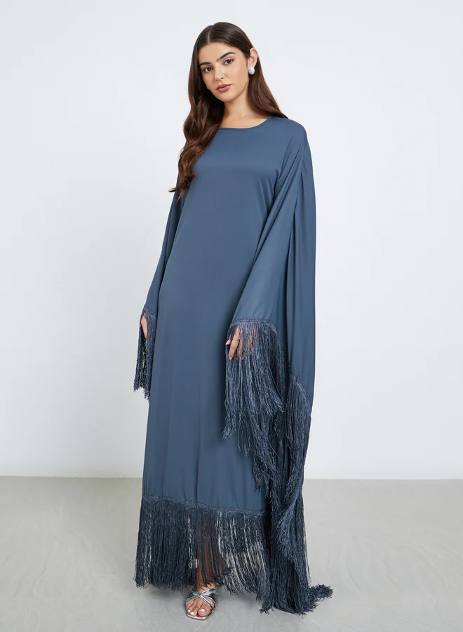 Styli Styli Solid Tasselled Trim Kaftan Maxi Dress