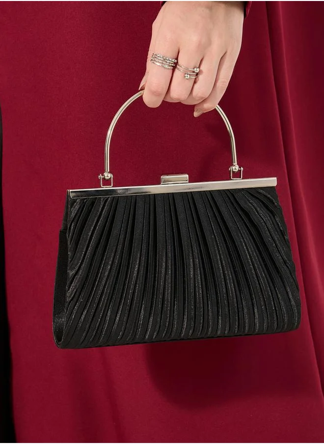Styli Pleated Metallic Handbag with Chain Strap