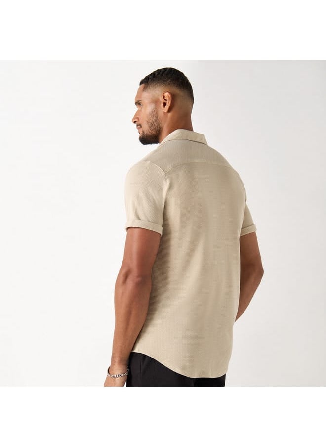 Iconic Iconic Slim Fit Textured Shirt with Short Sleeves and Button Placket  - Image 3
