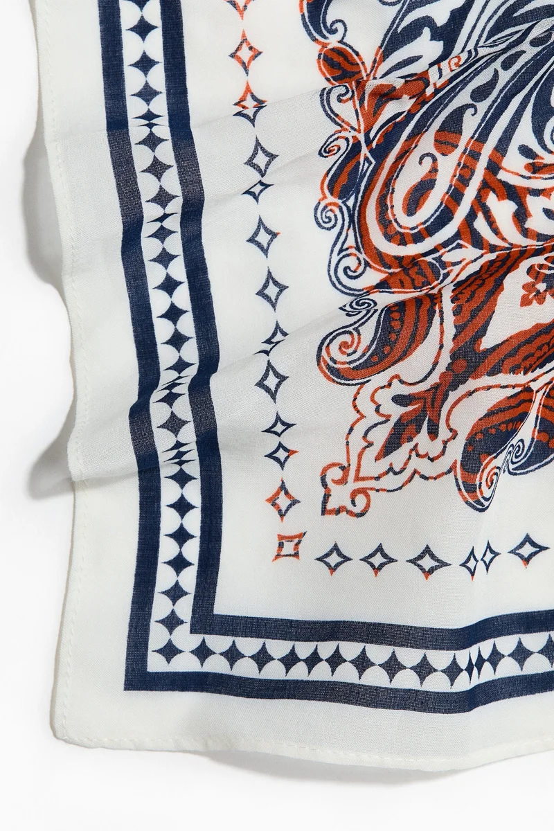 H&M Patterned neck scarf