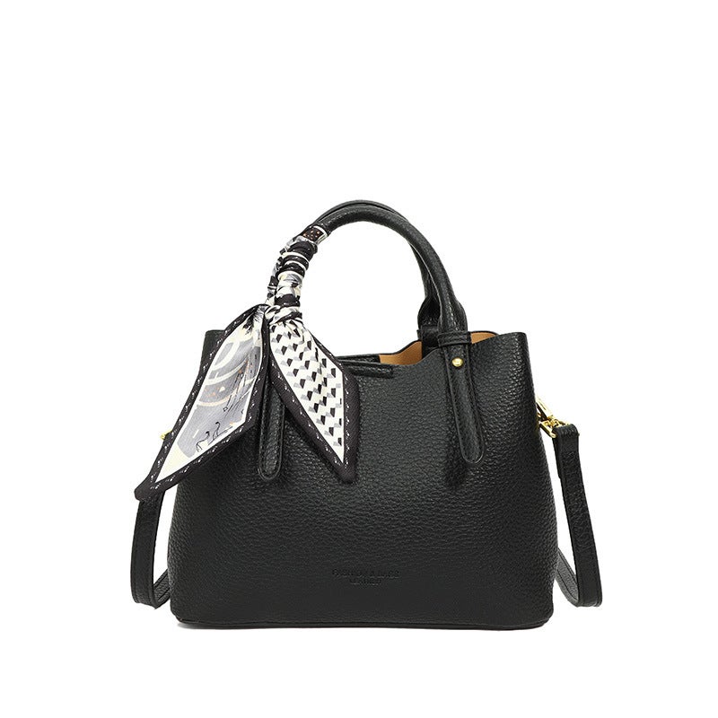 Fashion Korean Style Women's Bucket Bag Large Capacity Commute Shoulder Bag - Image 5