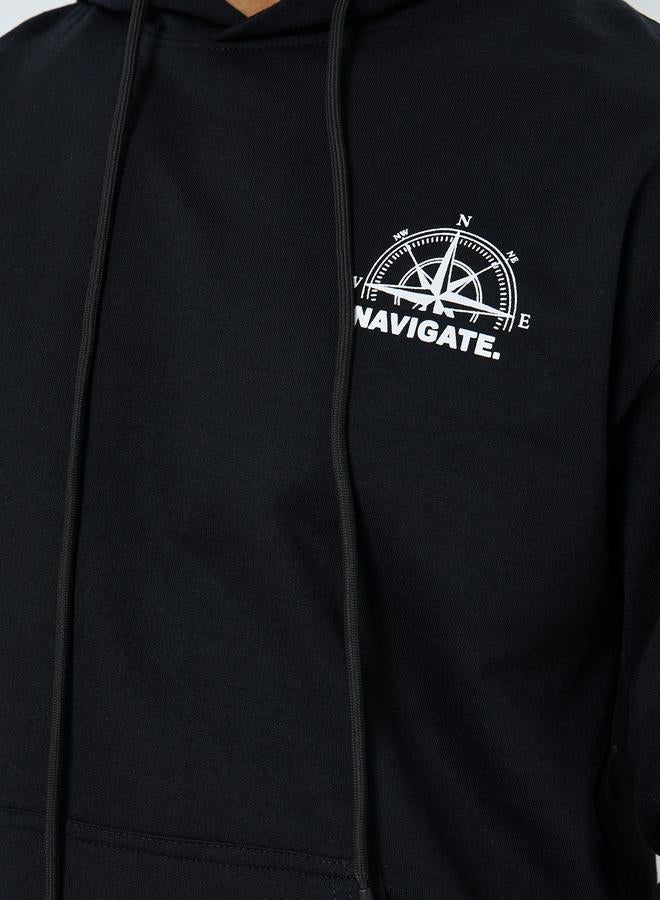 Styli Eco-Earth Relaxed Fit Graphic Print Hoodie - Image 4