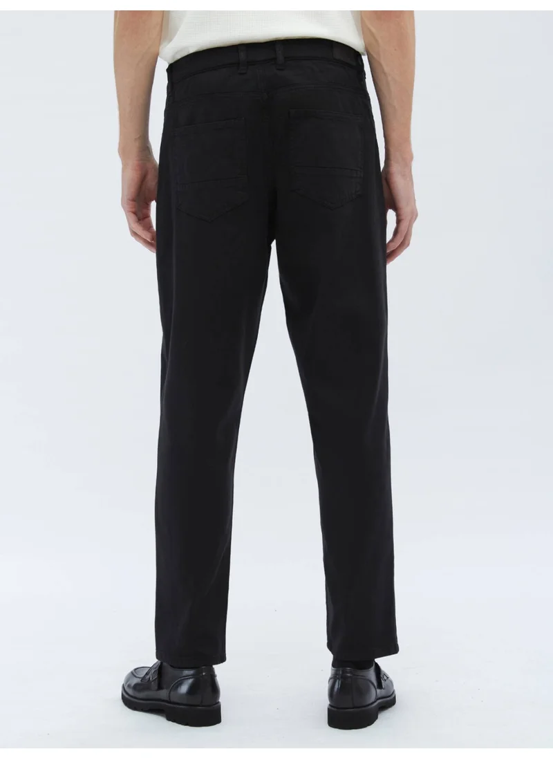 Kip Black Woven Carrot Fit Casual Cotton Blend Trousers