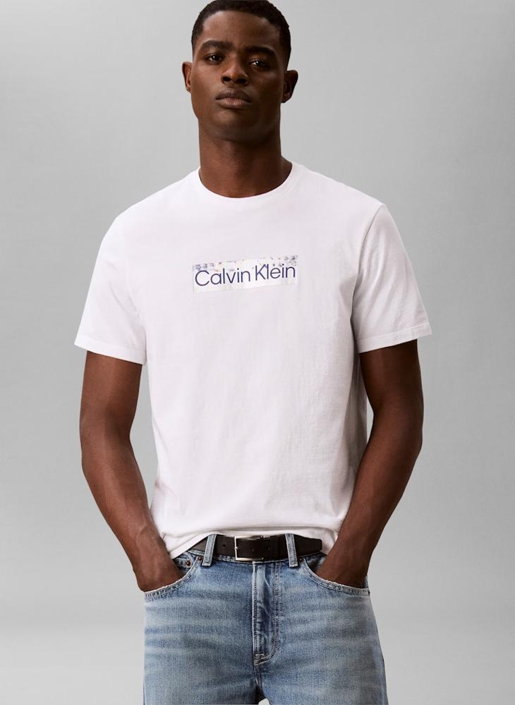 CALVIN KLEIN Graphic Logo T-Shirt - Image 4