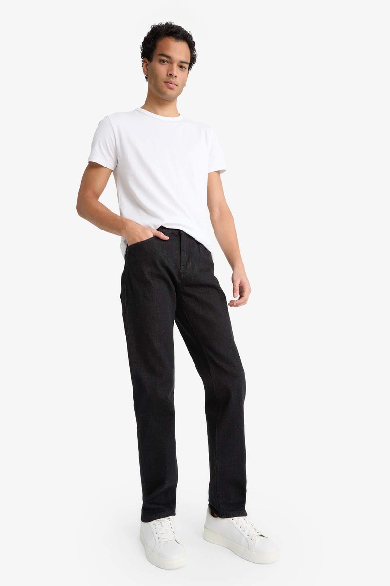 DeFacto Sergio Regular Fit Regular Waist Straight Leg Jeans - Image 1
