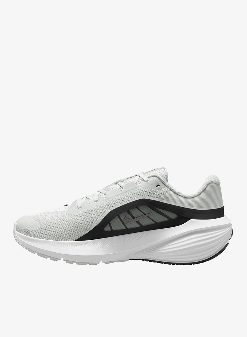 Nike Downshifter 14 - Image 2