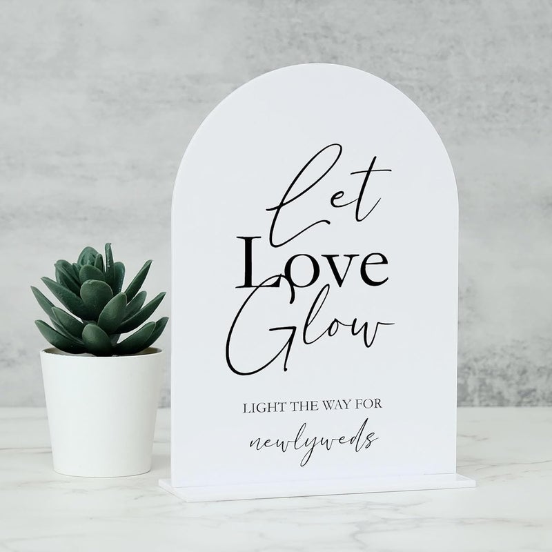 جينميري لافتة أكريليك "Let Love Glow" مع حامل - لافتة زفاف مقوسة بيضاء 5×7 بوصة مع قاعدة، سمك 1/8 بوصة | لافتة أكريليك مقوسة بالخط الحديث بحروف سوداء لحفلات الزفاف والاستقبال والحفلات (5×7 بوصة، أبيض) - Image 1