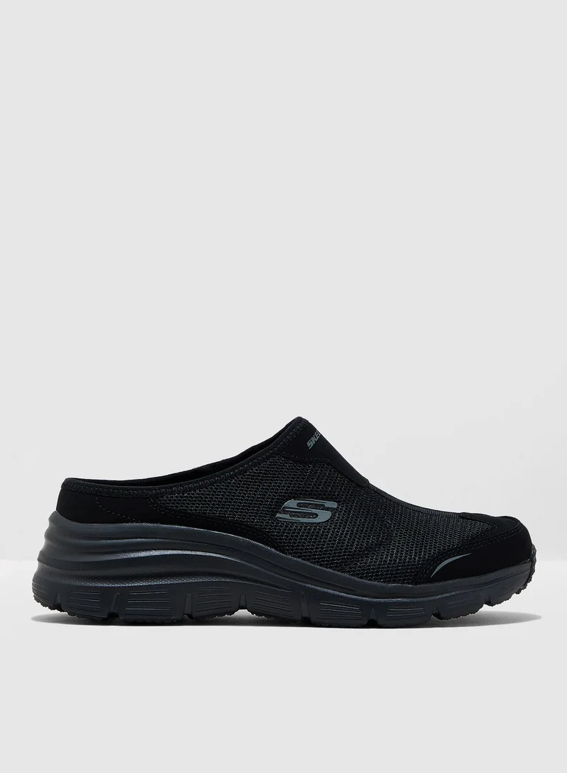 SKECHERS Fashion Fit