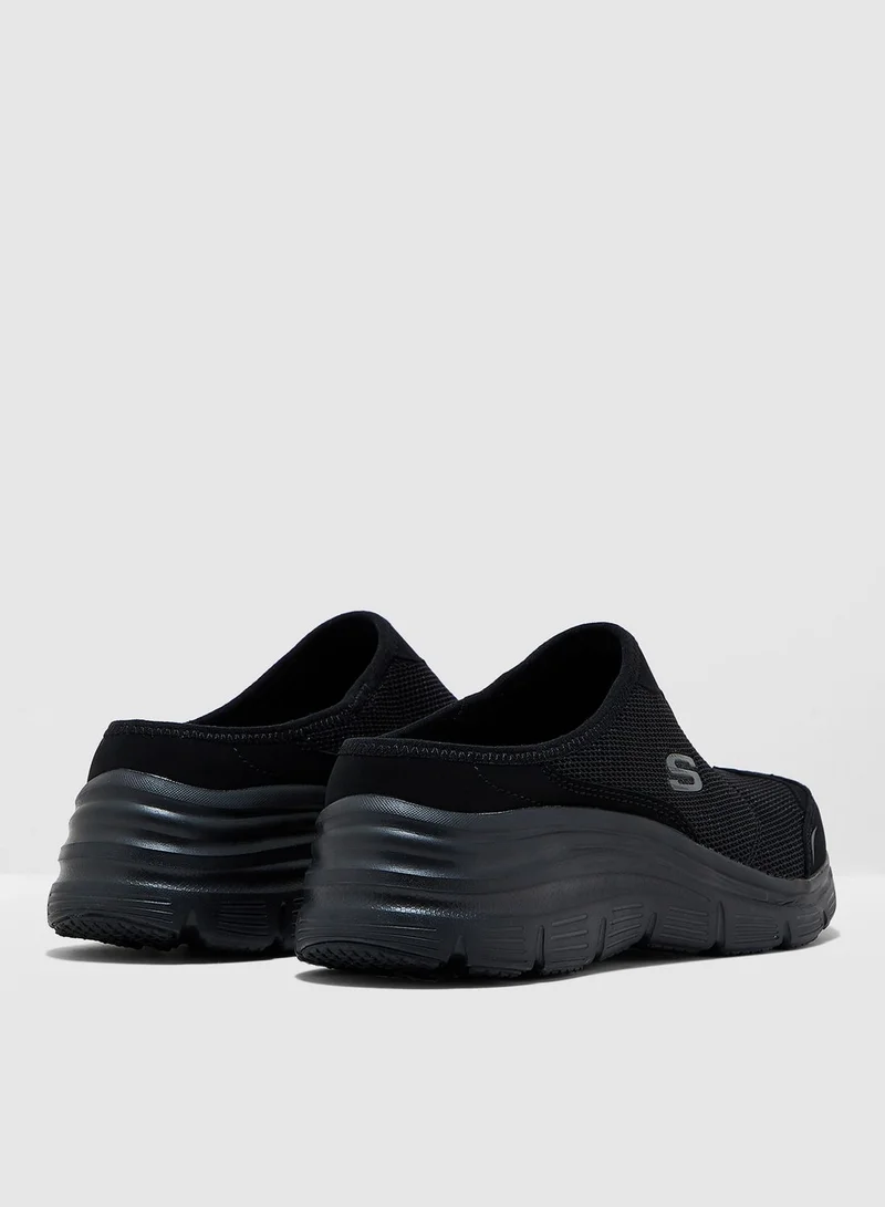 SKECHERS Fashion Fit