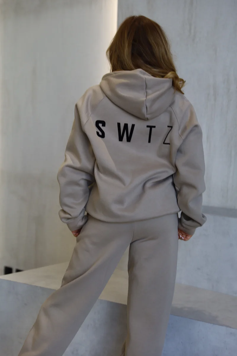  swtz هودي أرتيك فطر