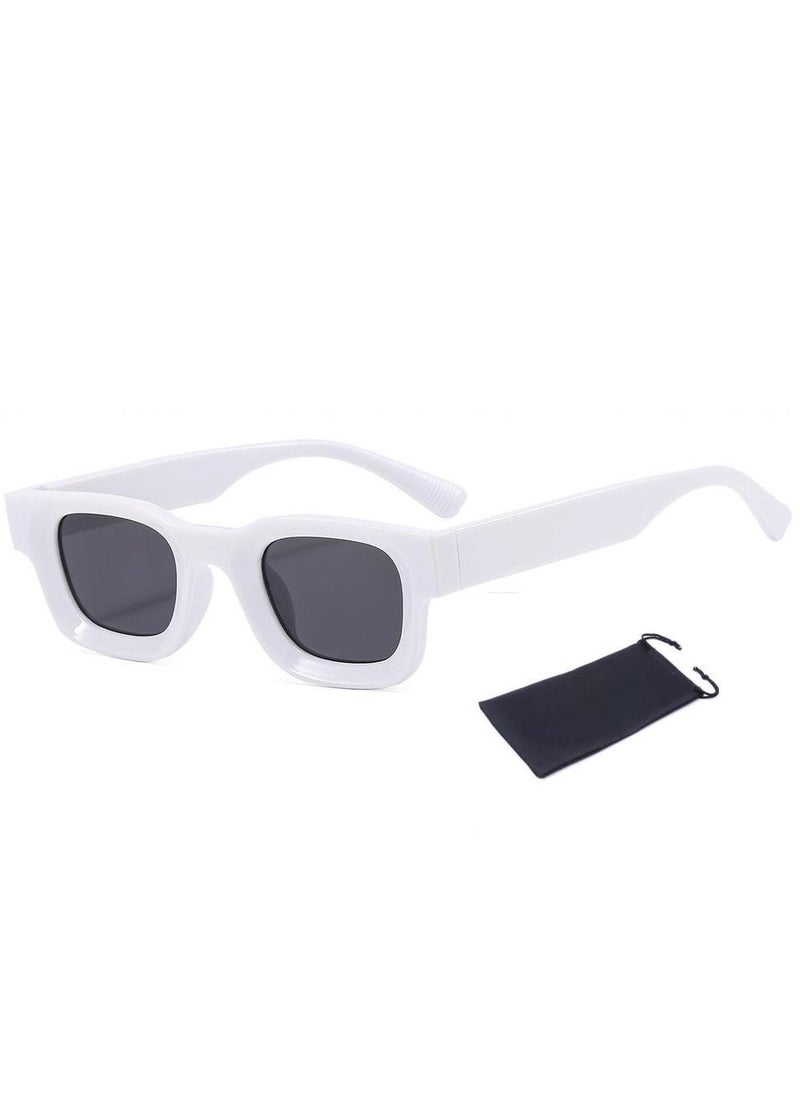 (BeBeauty) - Small Frame Vintage Sunglasses - Image 1
