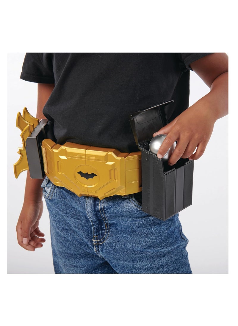 DC Batman - DC Batman Gear-Up Utility Belt - Image 1