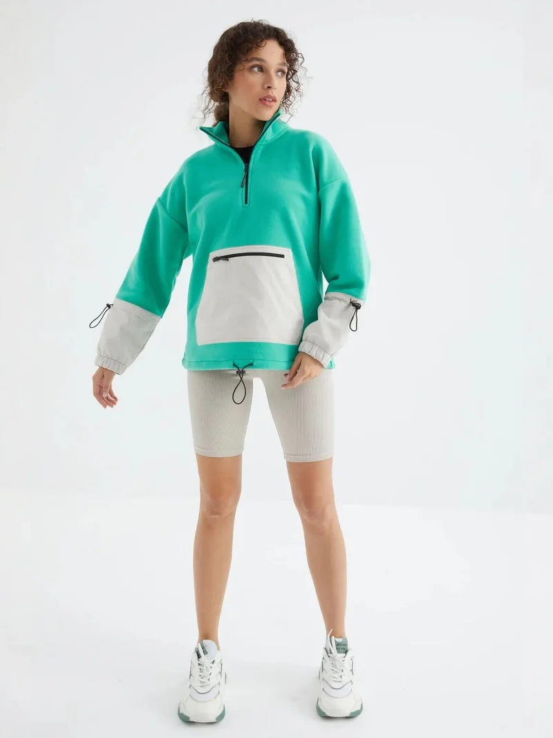 تومي لايف TOMMY Oversized Plush Half-Zip Sweatshirt
