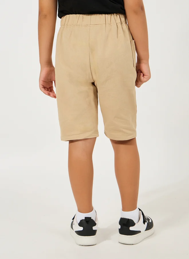 Styli Styli Solid Pocket Detail Shorts
