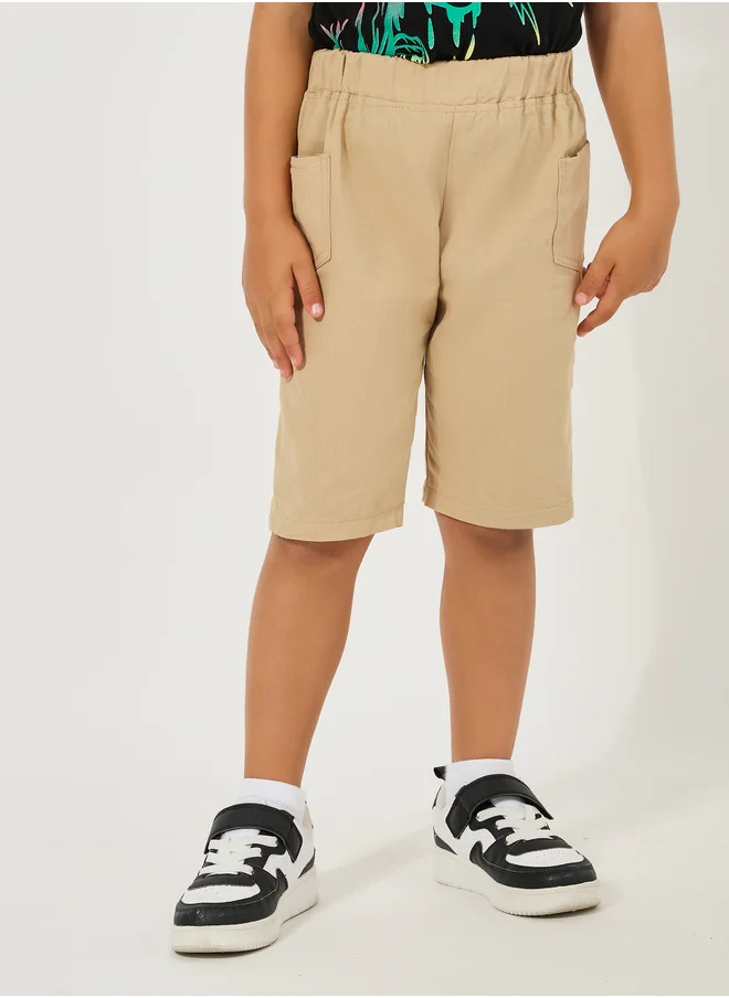 Styli Styli Solid Pocket Detail Shorts