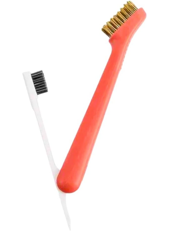 فرشاة تنظيف الموقد 3 في 1 بتصميم مزدوج الغرض مع شعيرات من الفولاذ المقاوم للصدأ مطلية بالنحاس أداة مكشطة شواء المطبخ فرشاة متعددة الوظائف لموقد الفرن والشواية للتنظيف العميق (أحمر) - Image 1