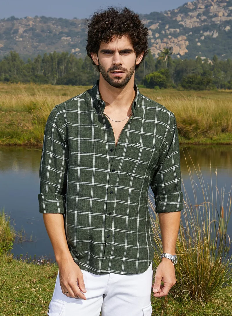 كامبوس سوترا قميص رجالي بنقشة مربعات خضراء من الغابات