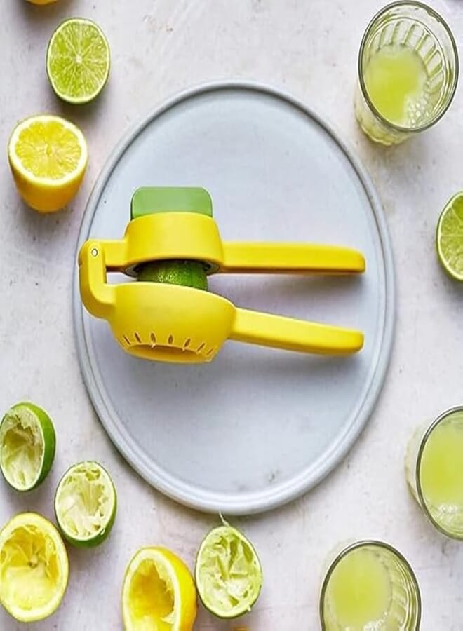 Spaceshoop "Durable Orange Squeezer to Enjoy Your Favorite Drink Seedless - Large Size for Oranges, Lemons and Grapefruit" Juicer | From Generic