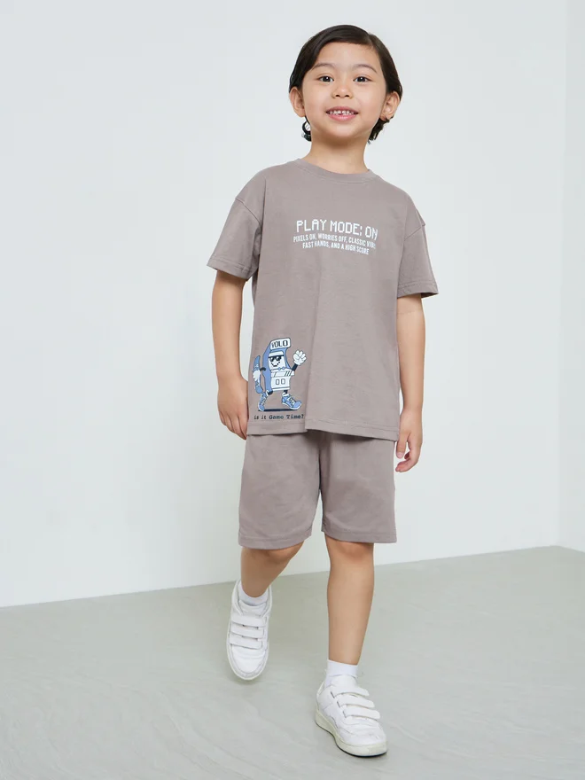 Styli Styli Boys Cotton Graphic Print Oversized T-Shirt