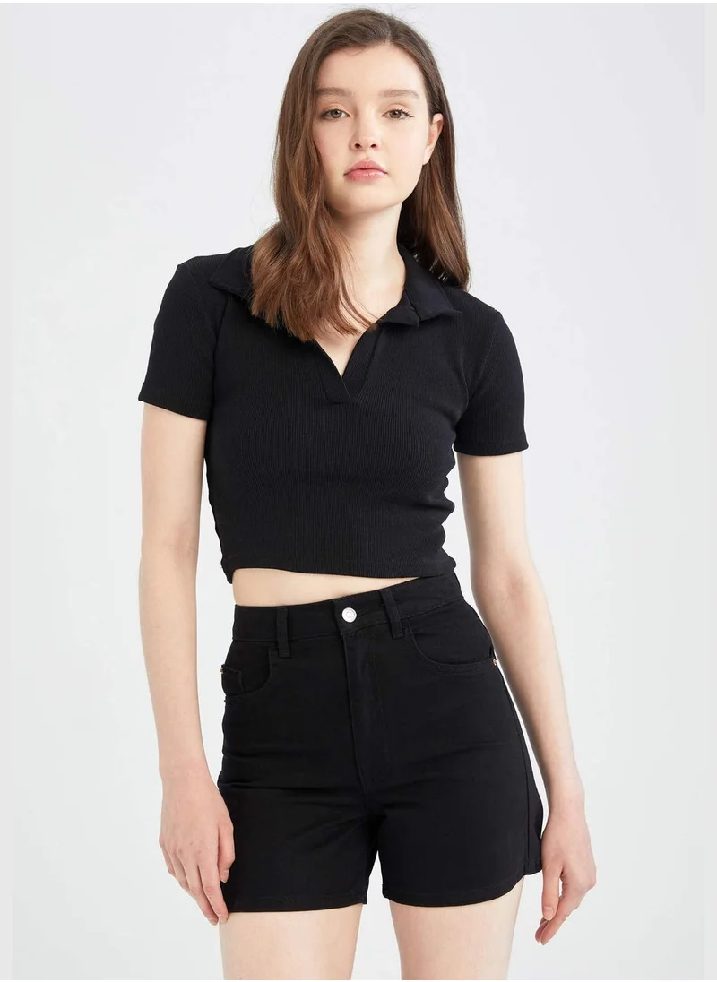 ديفاكتو Mom Fit Mini Gabardine Short