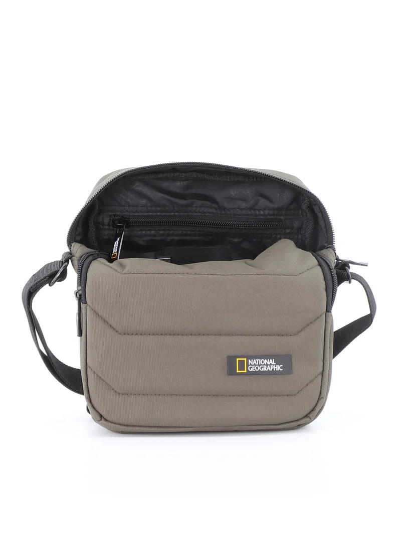 NATIONAL GEOGRAPHIC National Geographic Pro Utility Bag Khaki - Everyday Shoulder Bag for Men and Women, Durable School Travel College Office University Business Bag