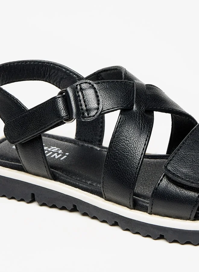 سيد دوتشيني Boys Textured Cross Strap Sandals with Hook and Loop Closure