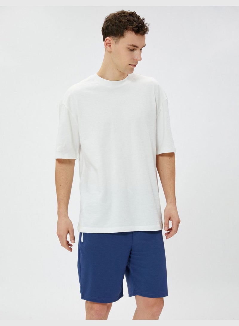 KOTON Bermuda Shorts Slogan Printed Drawstring Zipper Pocket Detailed Slim Fit  - Image 2